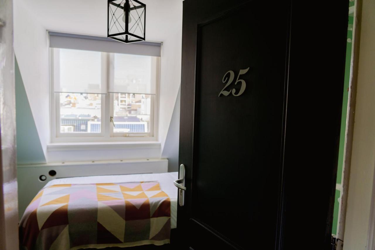 Single Room,1588490370:JPEG